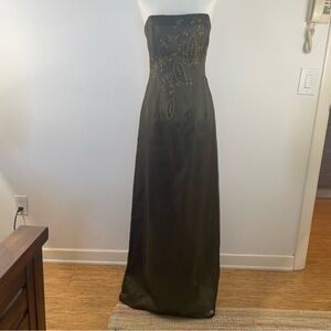 Vintage Laundri by Shelli Segal Olive Silk Strapless Full Length Dress Sz 6